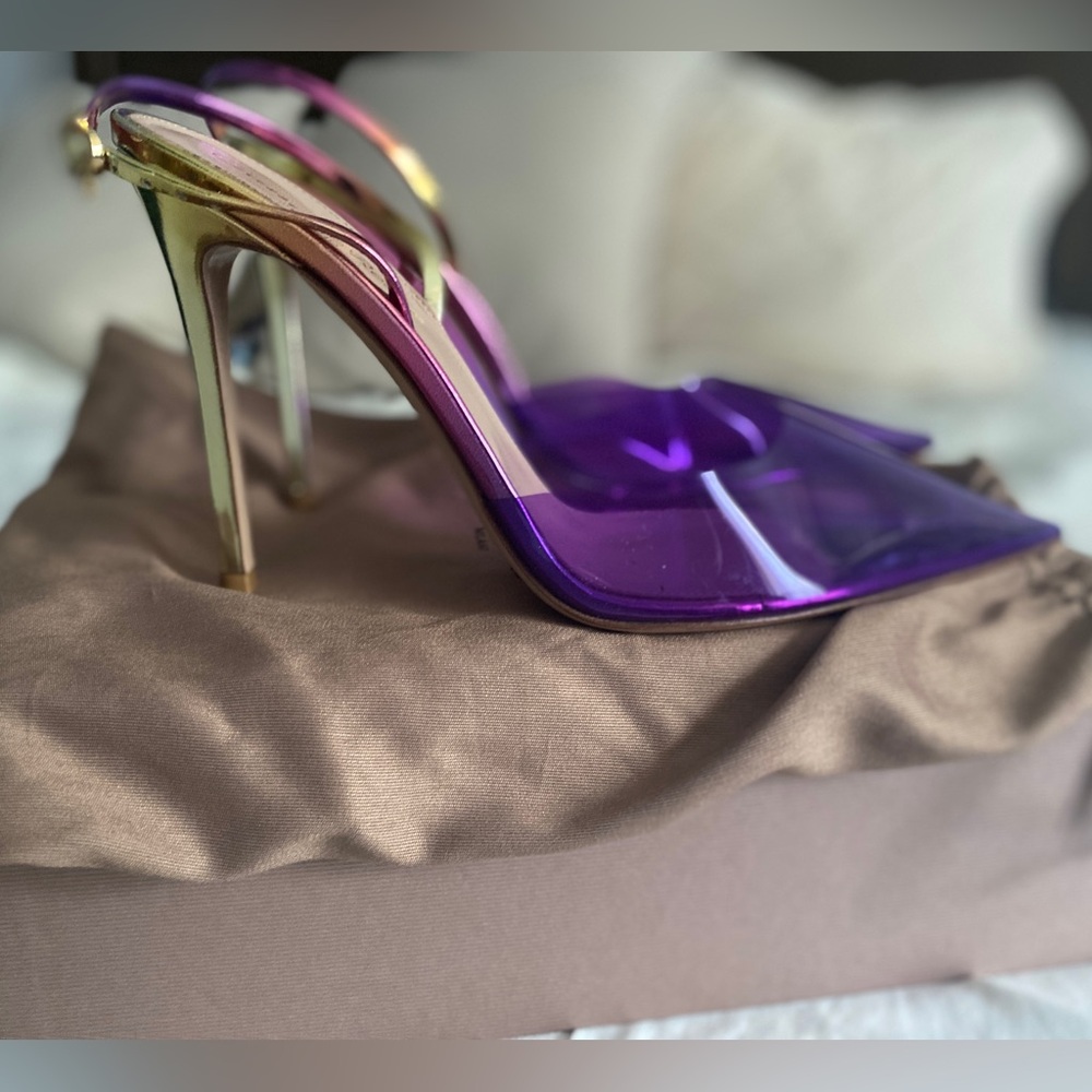 Ribbon D’orsay Gianvito Rossi Heels in Plexi Violet